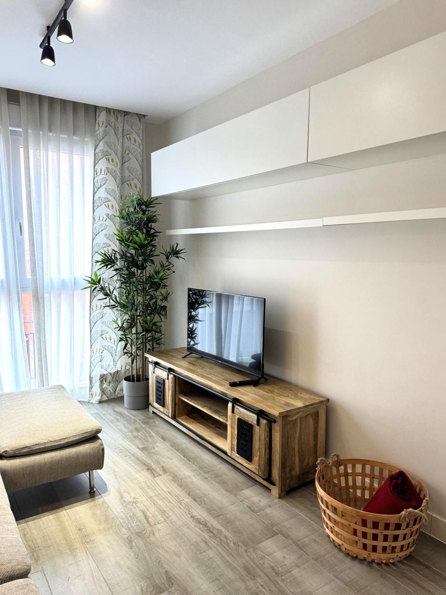 Encantador En Castilla By Bebalmy Appartamento *
